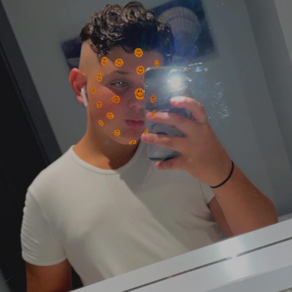 Meet your Posher, Giosue - Picture 1 of 1